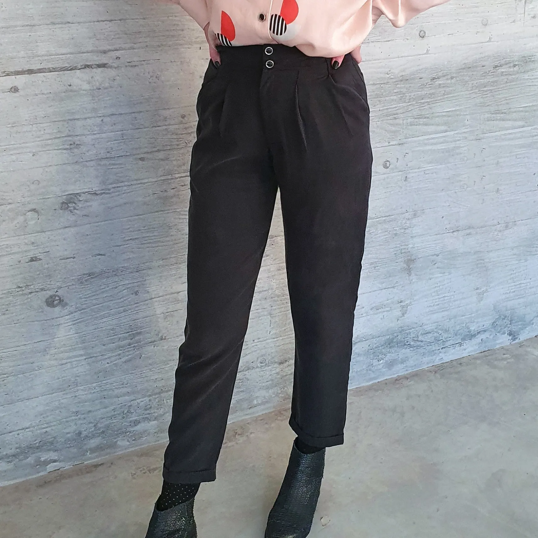 ava_lyocellhose_schwarz_0.webp AVA Lyocell-Hose Schwarz