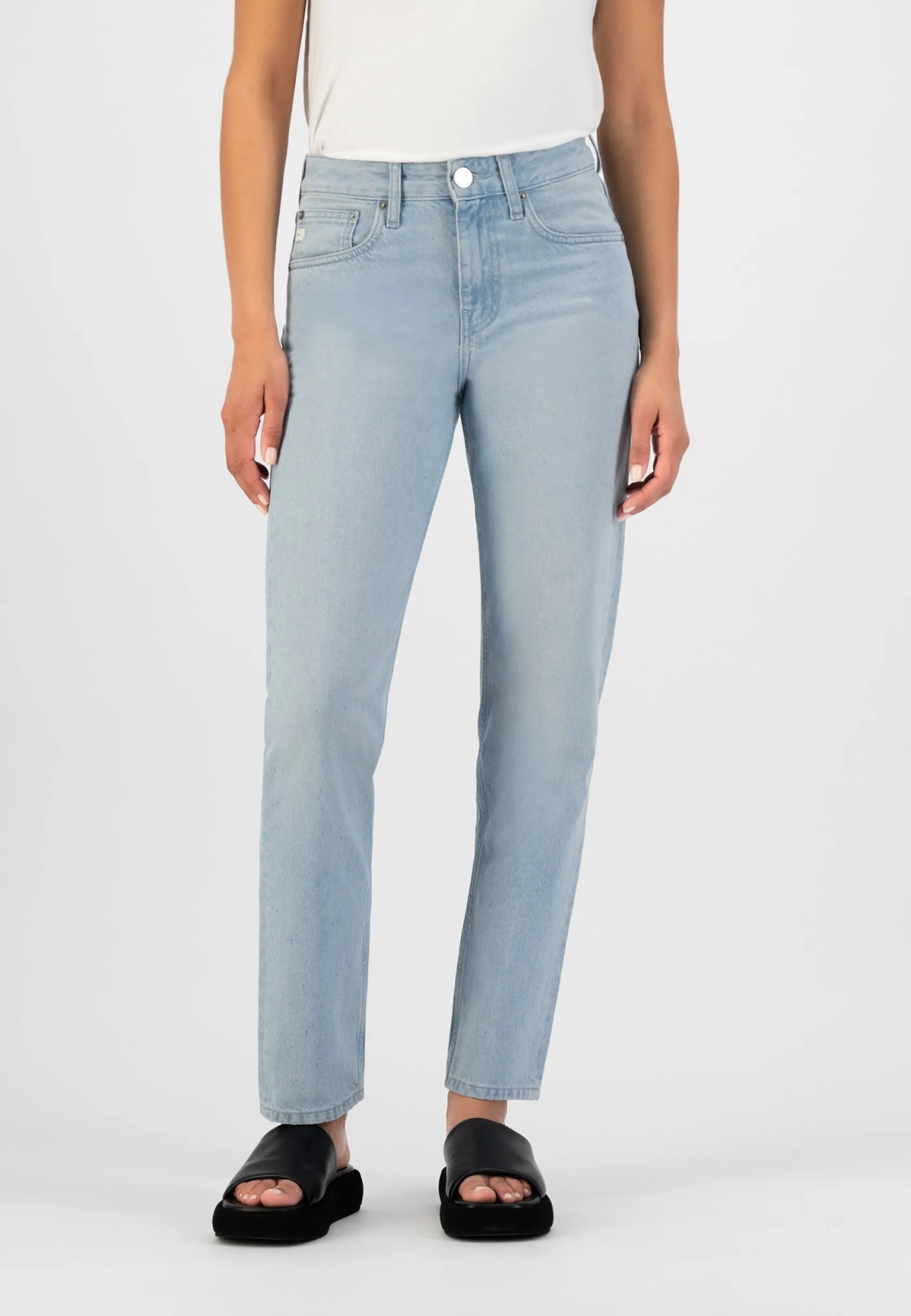 boyfriendjeans_easy_go_su_2.webp Boyfriend-Jeans Easy Go Sunny Stone