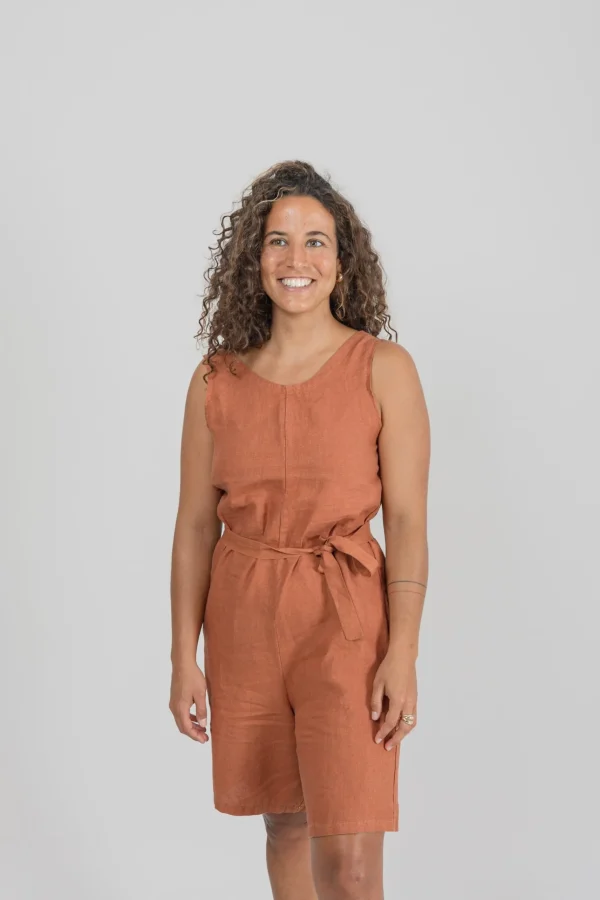 Daisy Terracotta kurzer Leinen Overall