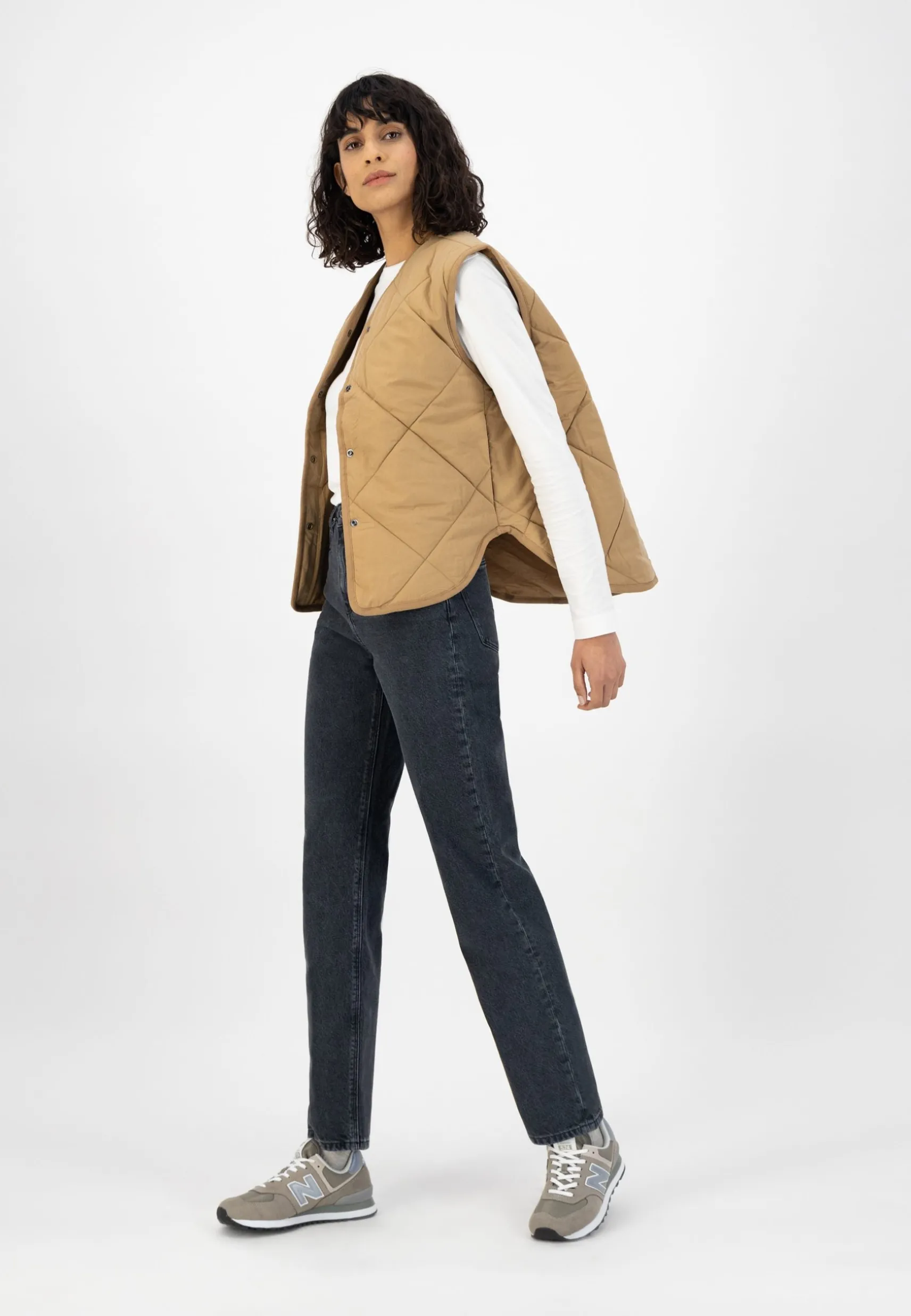 damen_jeans_regular_relax_0.webp Damen Jeans Regular Relax Rose Used Black
