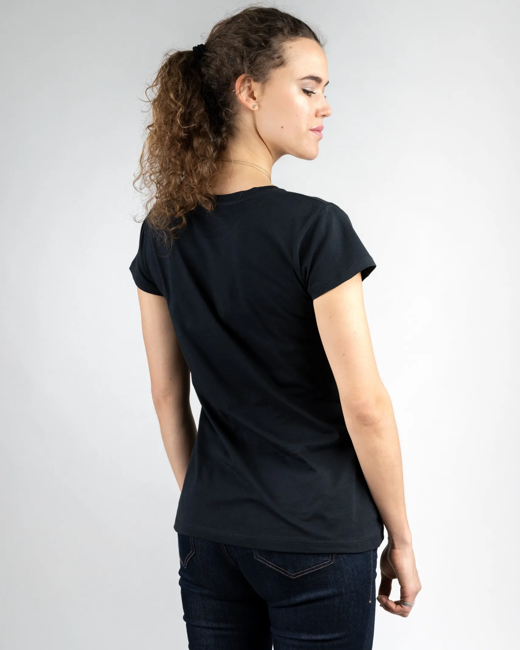 damen_tshirt_aus_biobaumw_1-6.webp Damen T-Shirt aus Bio-Baumwolle Treeshirt Schwarz