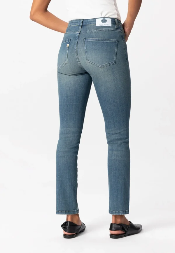 Gerade Damenjeans Faye Straight Medium Fade