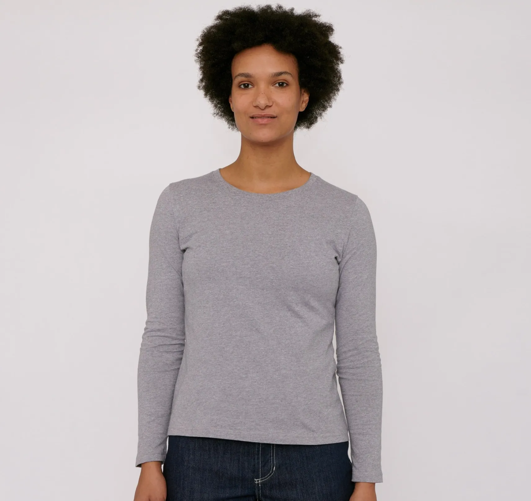 graues_langarmtshirt_0.webp Graues Langarm-T-Shirt