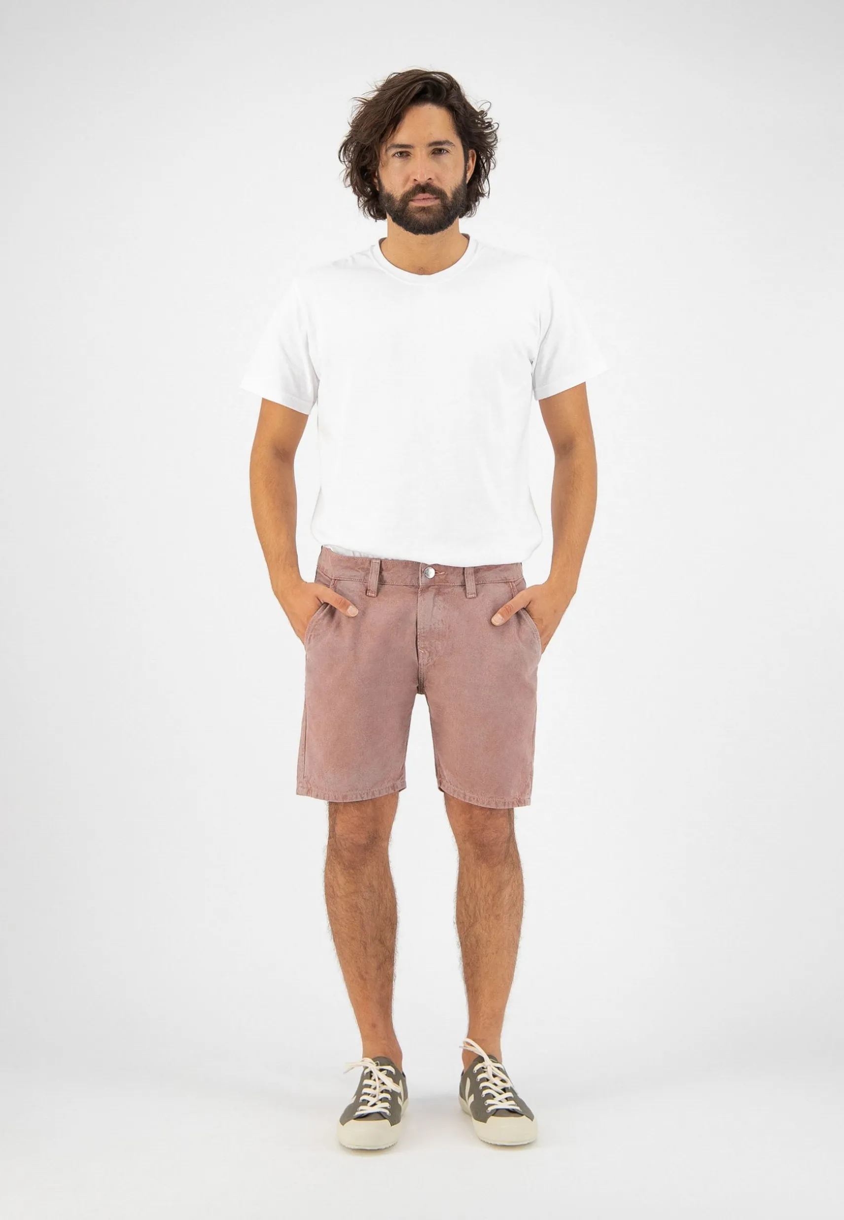 herren_jeansshorts_luca_t_0.webp Herren Jeansshorts Luca Terra