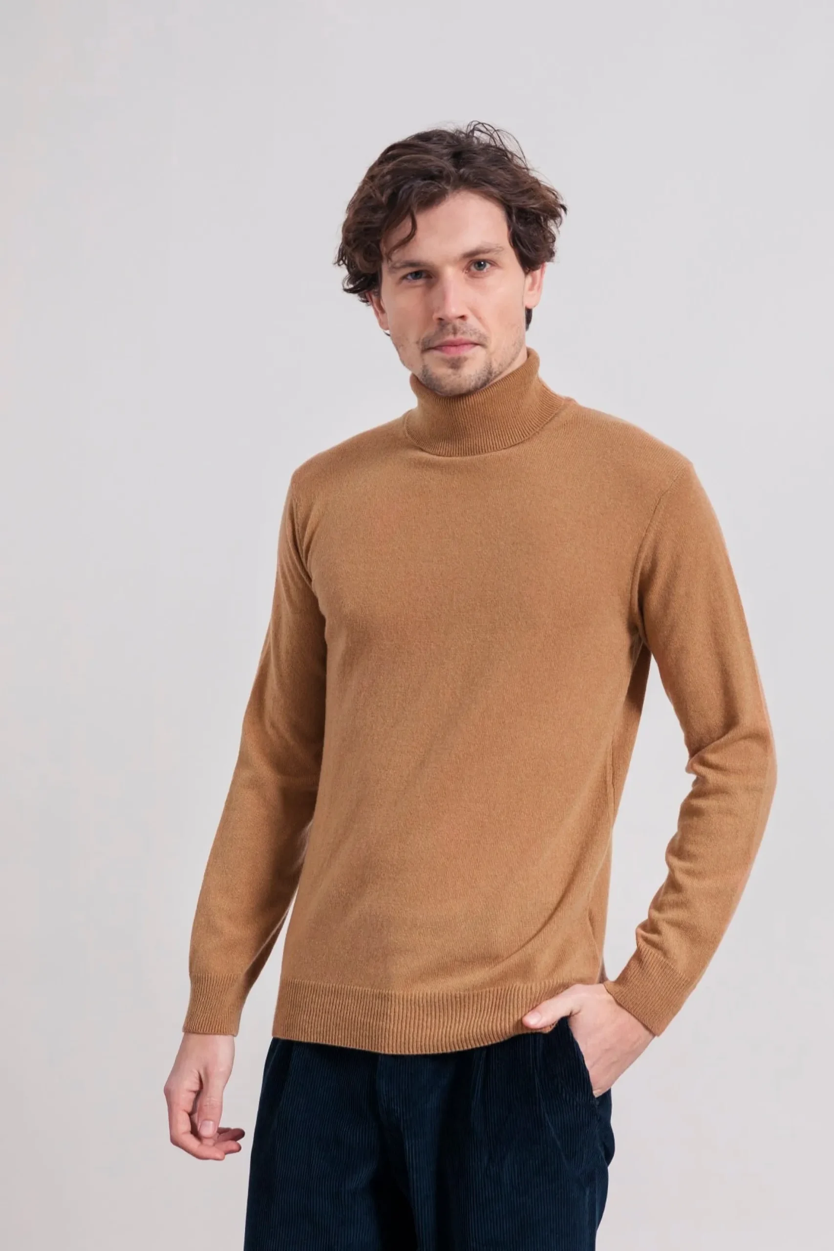 herren_rollkragenpullover_0.webp Herren Rollkragenpullover aus Kaschmir Alberto Beige
