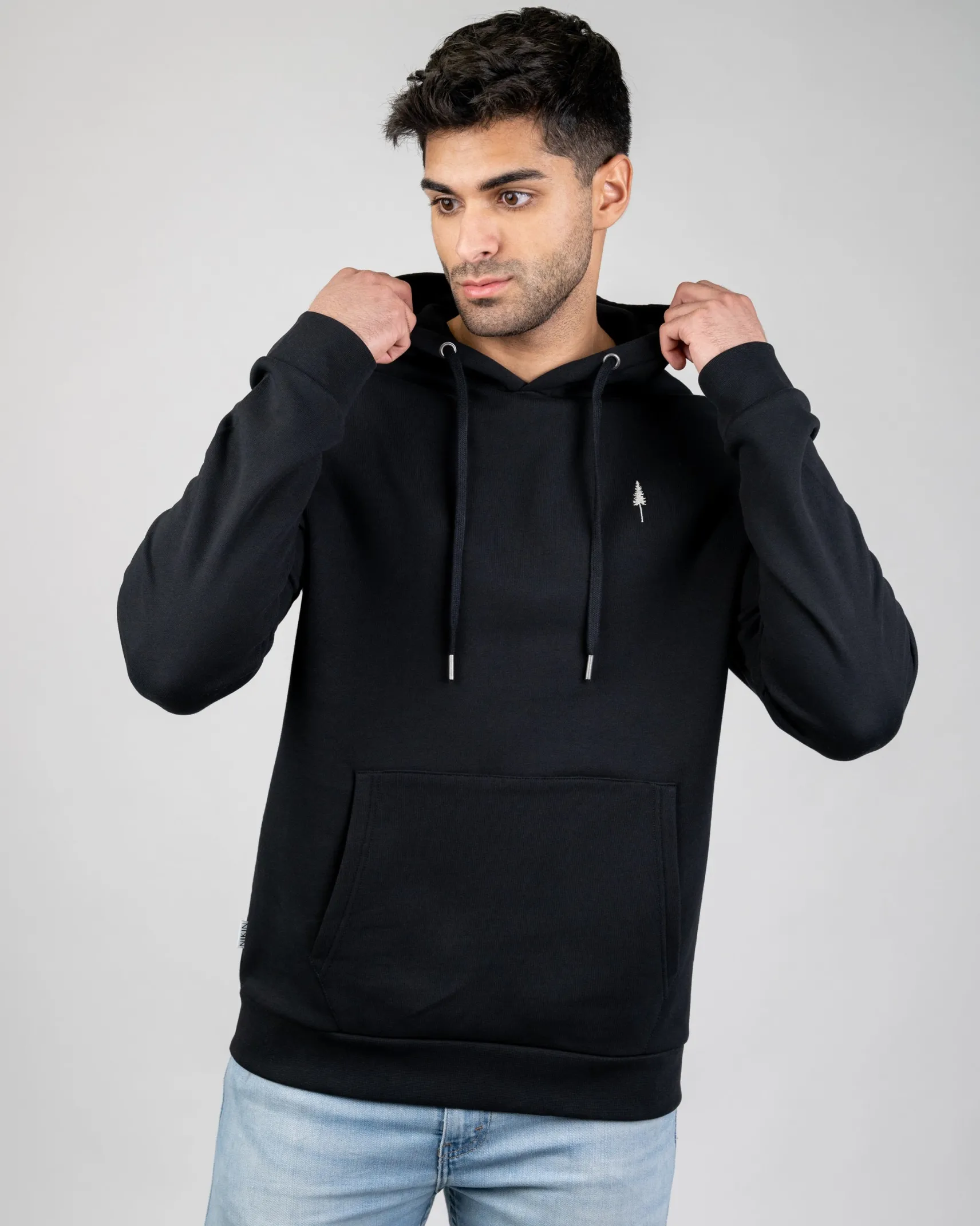 hoodie_aus_biobaumwolle_t_0-1.webp Hoodie aus Bio-Baumwolle TreeHoodie Schwarz