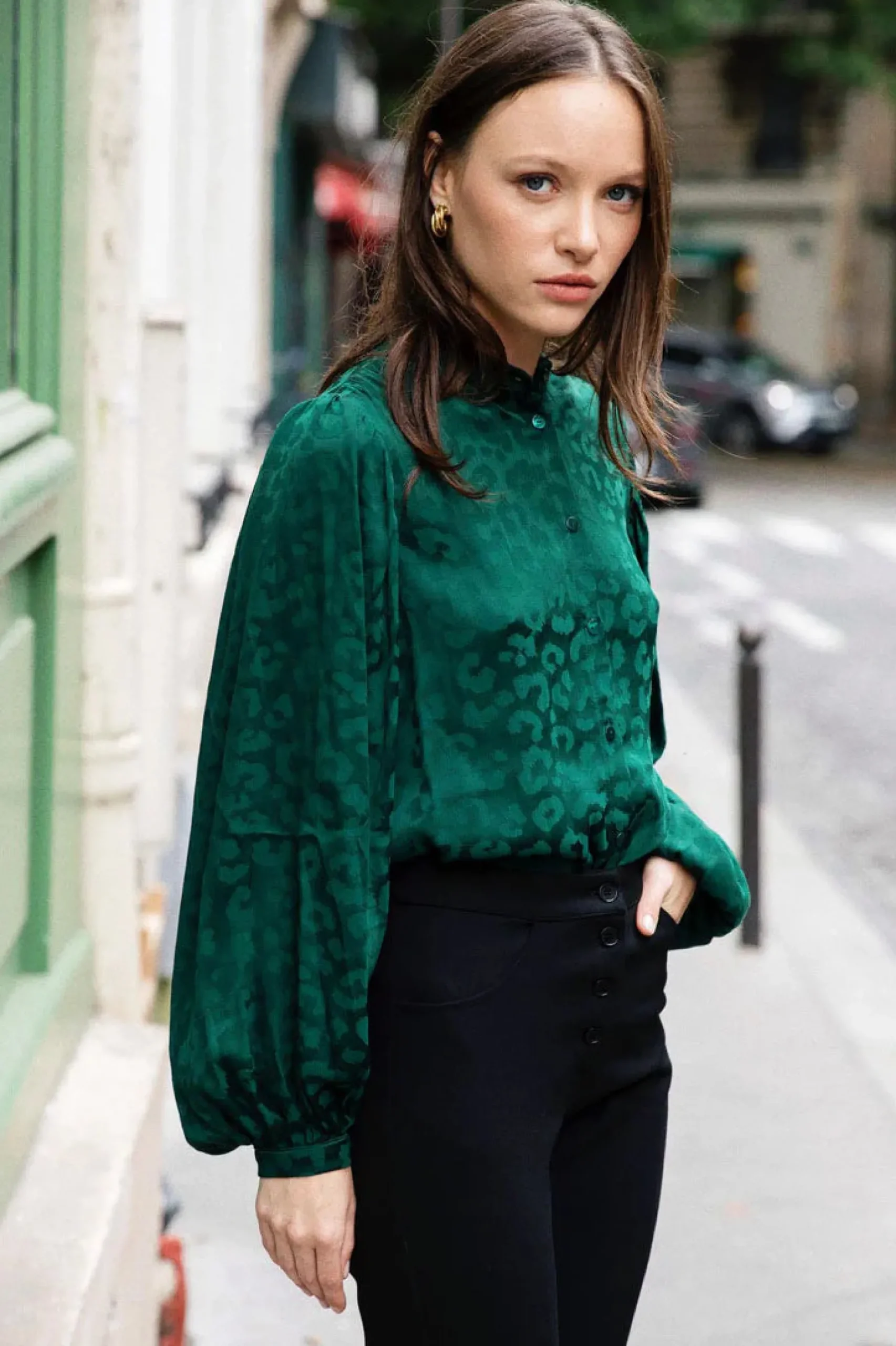 hortensia_grn_bluse_3.webp Hortensia Grün Bluse