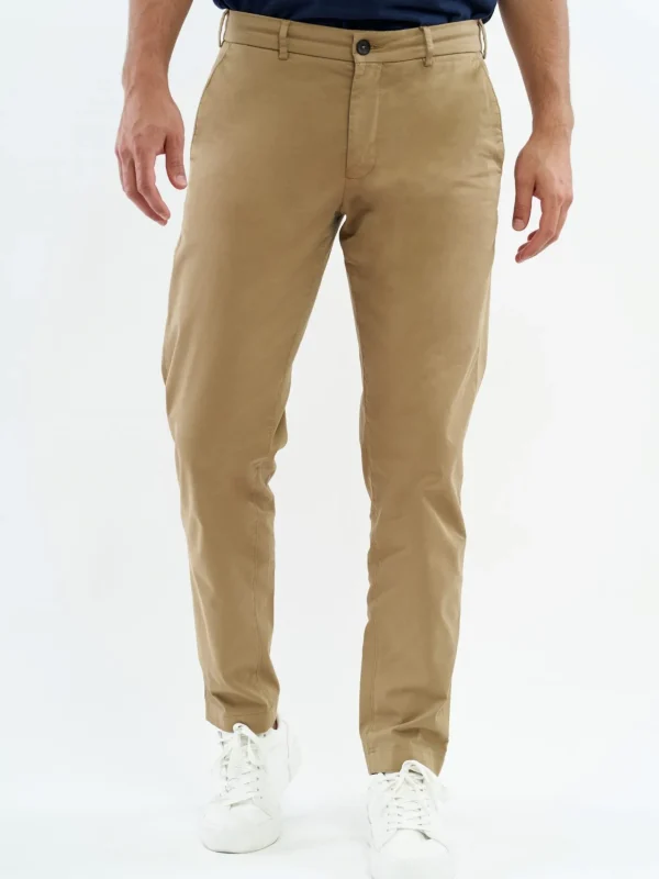 Kamelfarbene Chinohose