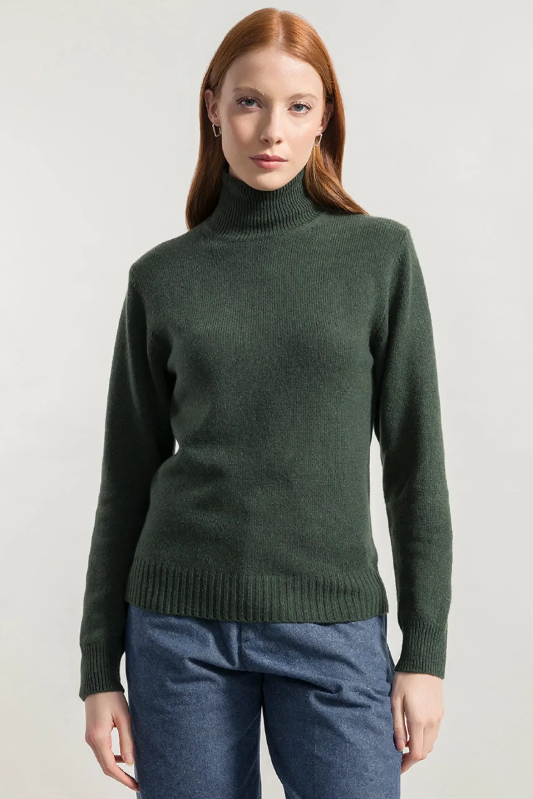 kaschmir_rollkragenpullov_0-4.webp Kaschmir Rollkragen-Pullover Ada Waldgrün