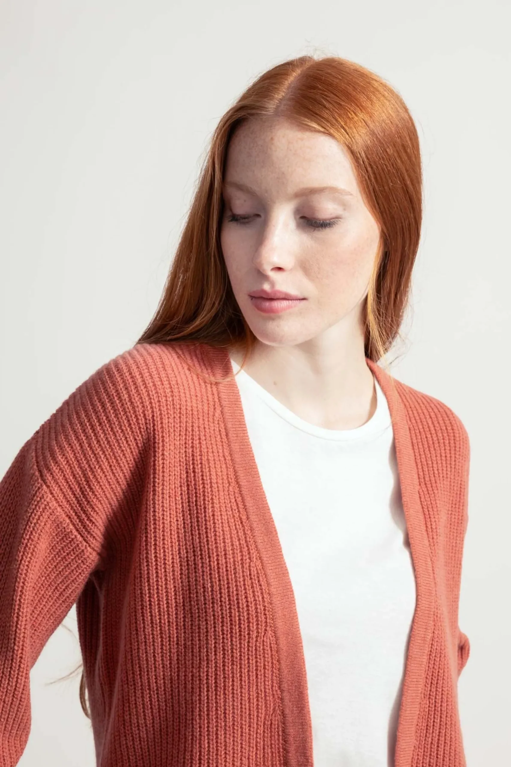 kaschmircardigan_margheri_1.webp Kaschmir-Cardigan Margherita Pink Pompelmo