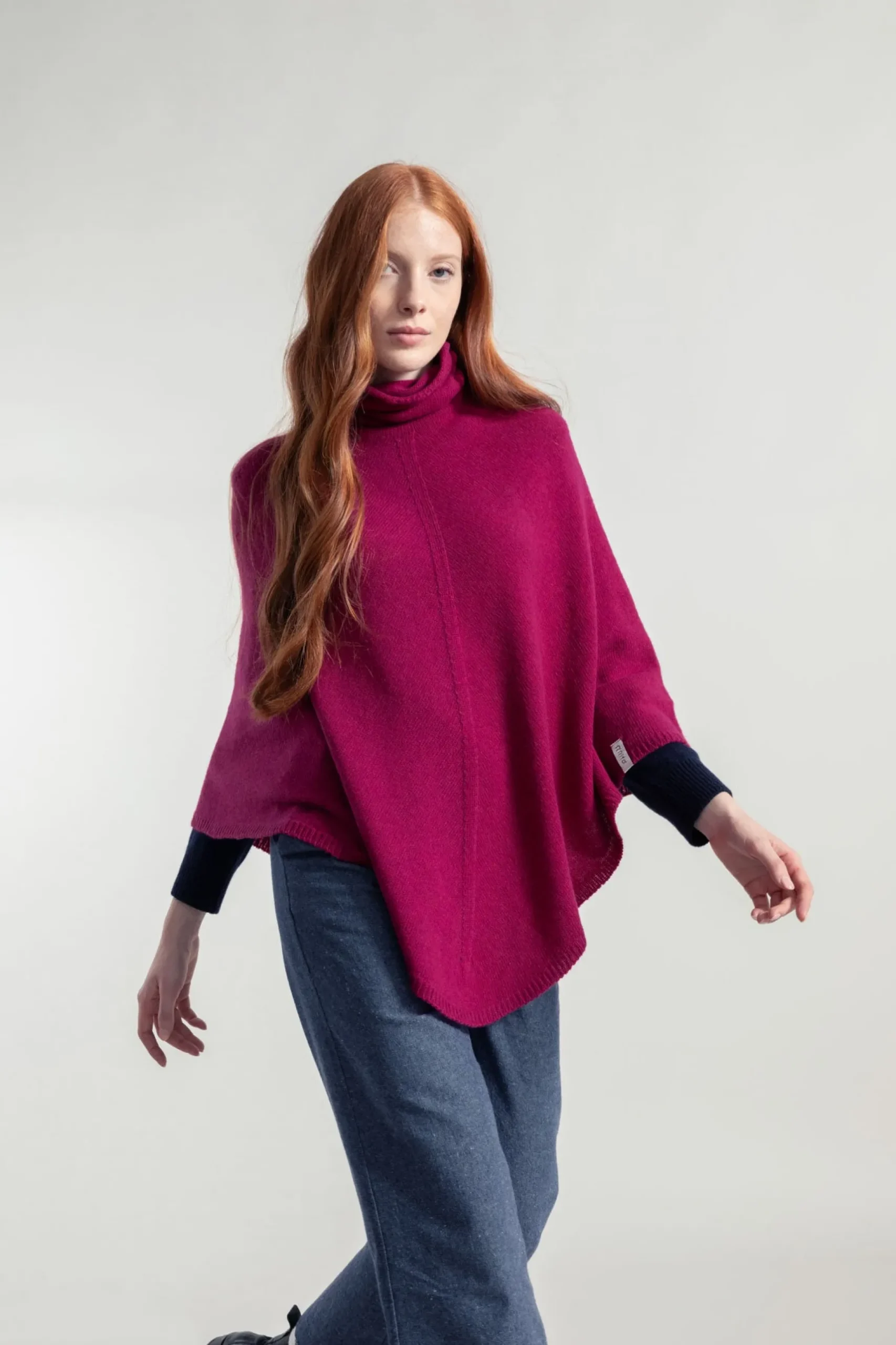 kaschmirponcho_elisabetta_0.webp Kaschmirponcho Elisabetta Rosa