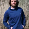 Le Bequemer Kapuzenpullover aus Bio-Baumwolle Blau