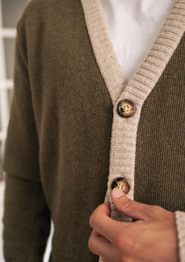Recycelte zweifarbige Herren-Strickjacke