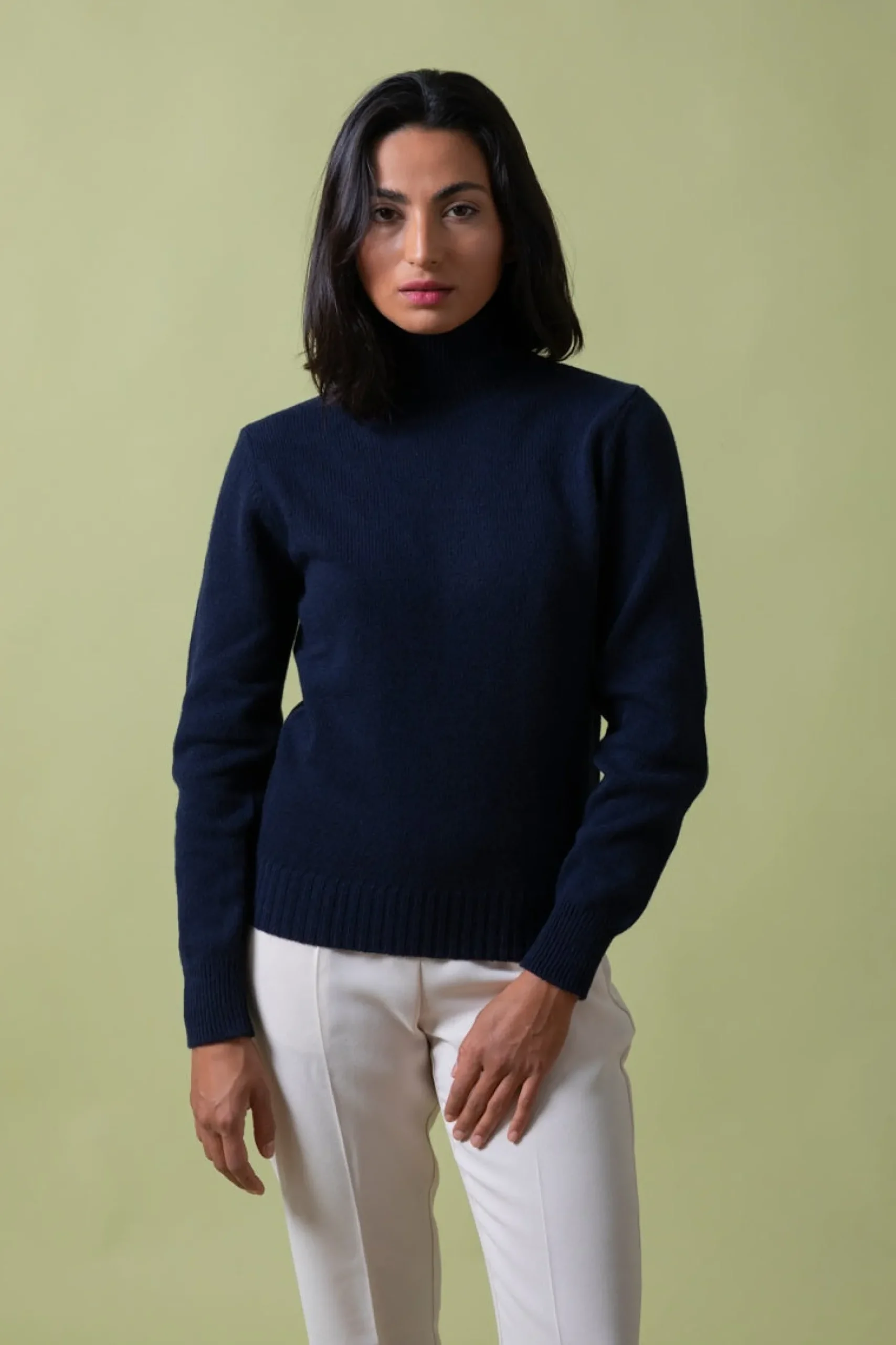 rollkragenpullover_aus_re_0-1.webp Rollkragenpullover aus recyceltem Kaschmir Ada Dunkelblau