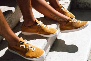 Senfgelbe Original-Sneaker aus recyceltem Material