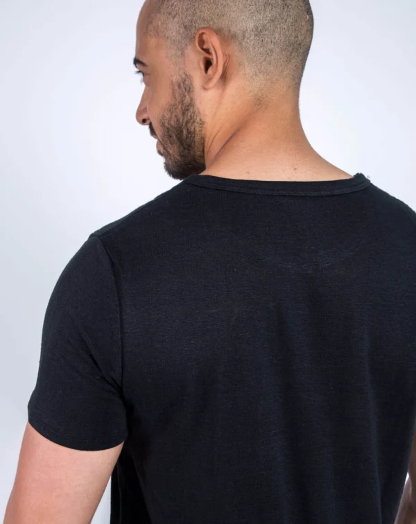 Zumoi Leinen-T-Shirt Schwarz