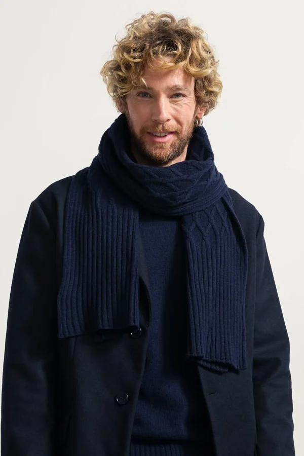 Schal aus recycelter Wolle Simone Navy